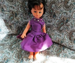 8" HONG KONG BLUE BOX BRUNETTE DOLL, PURPLE DRESS
